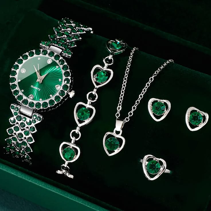 Emerald watch and jewelry set